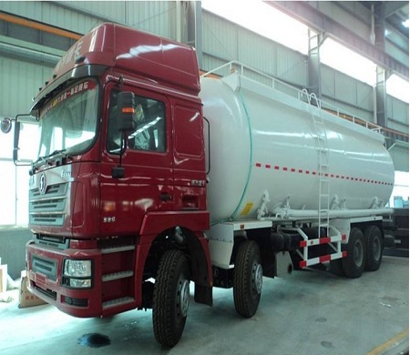 聚氨酯面漆.jpg 聚氨酯面漆.jpg